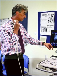 Dr. Oliver Stumper - Gyermekek belföldön és külföldön történő gyógykezelésének támogatása, májtranszplantáció, gerincműtét, gyermek szívműtétek, különleges műtétek