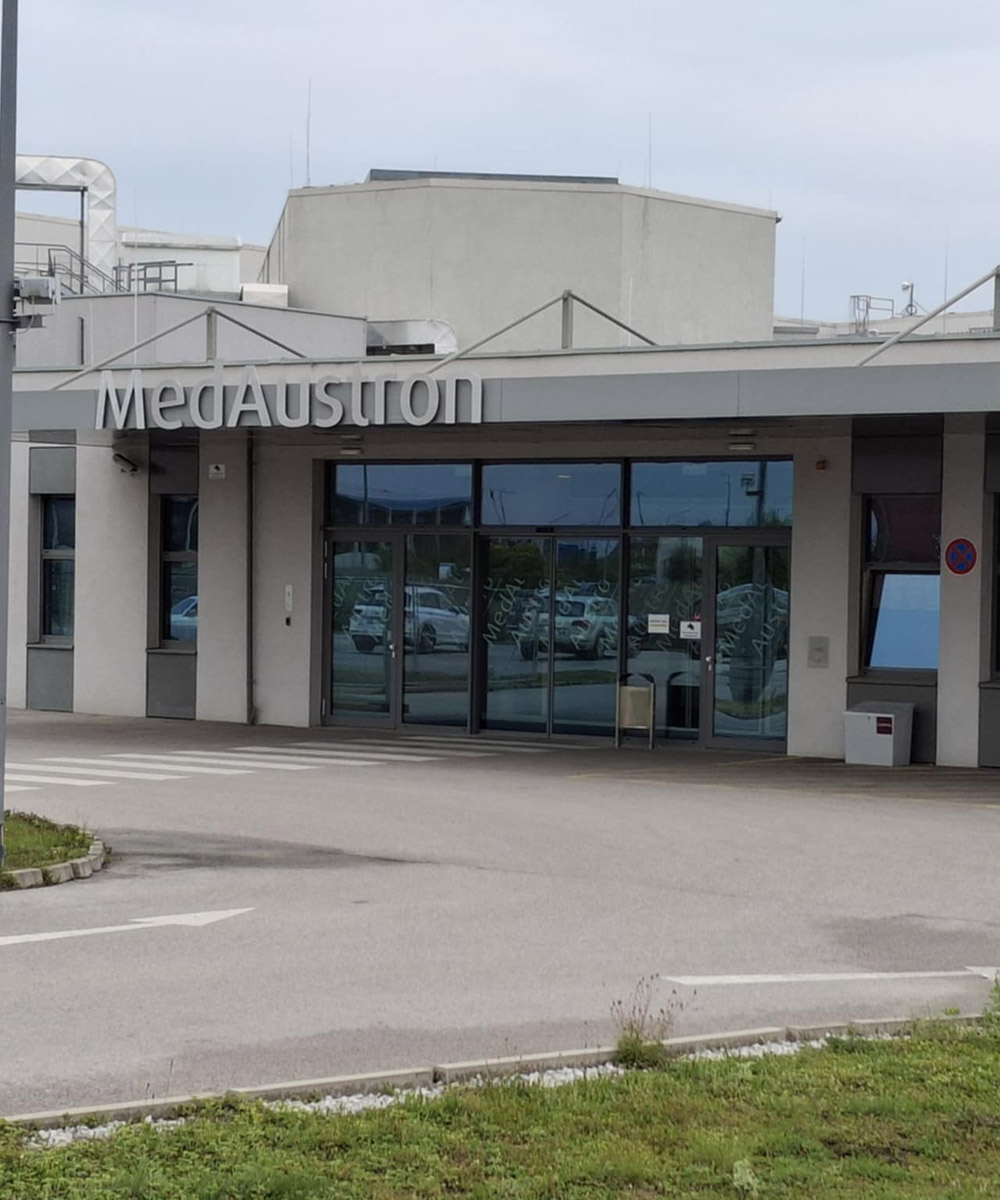 MedAstron bejárata